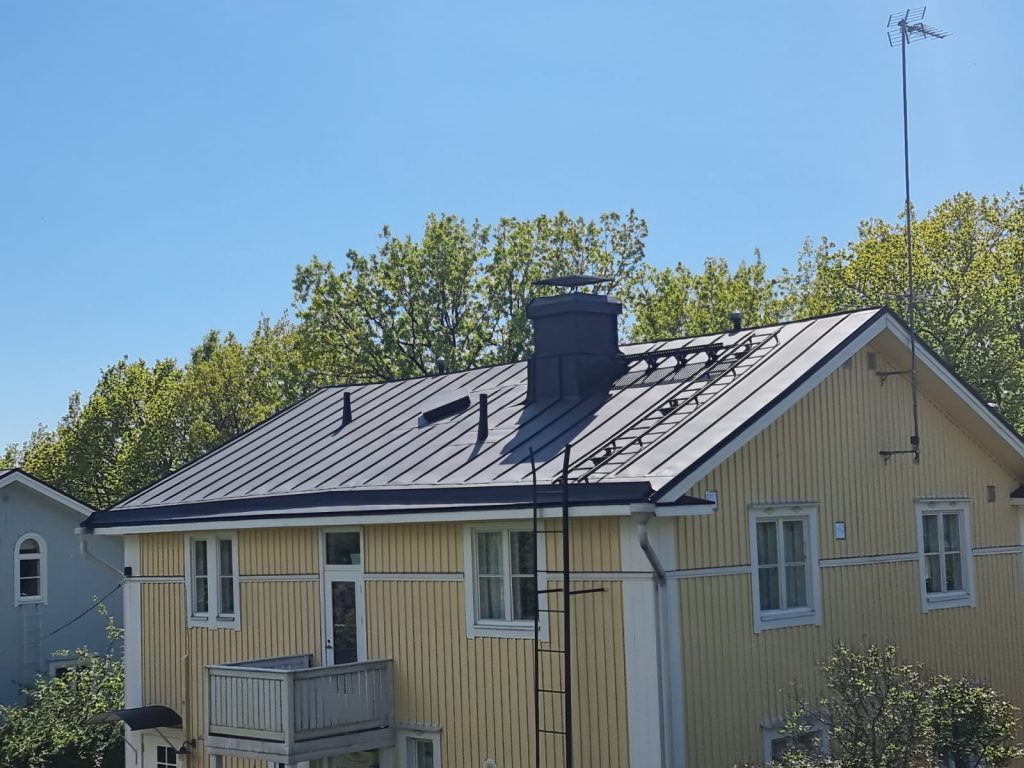JL Kattomaalaus
